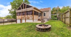 7108 N Kranz Road, Gladstone, MO 64118