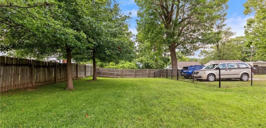 7108 N Kranz Road, Gladstone, MO 64118