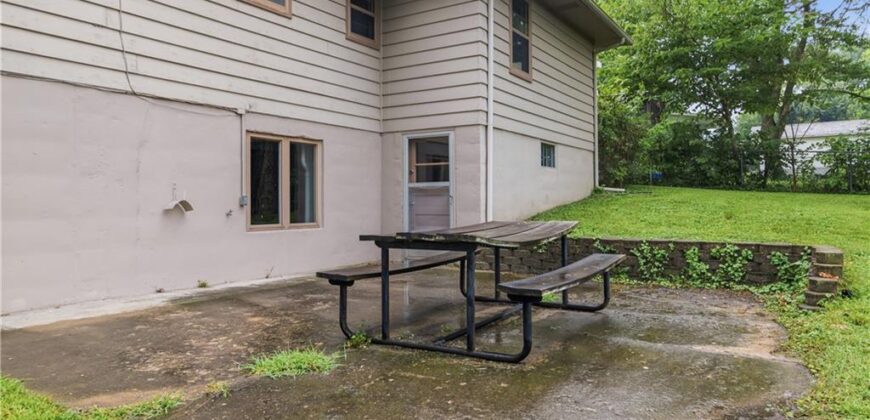 5128 N Lister Avenue, Kansas City, MO 64119