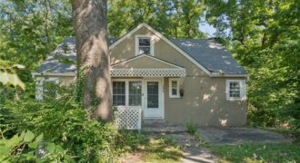 5234 NE Barnes Avenue, Kansas City, MO 64119
