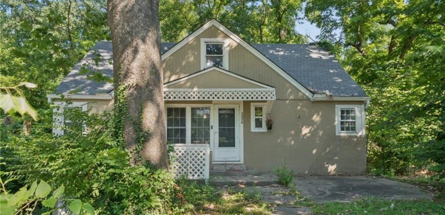 5234 NE Barnes Avenue, Kansas City, MO 64119