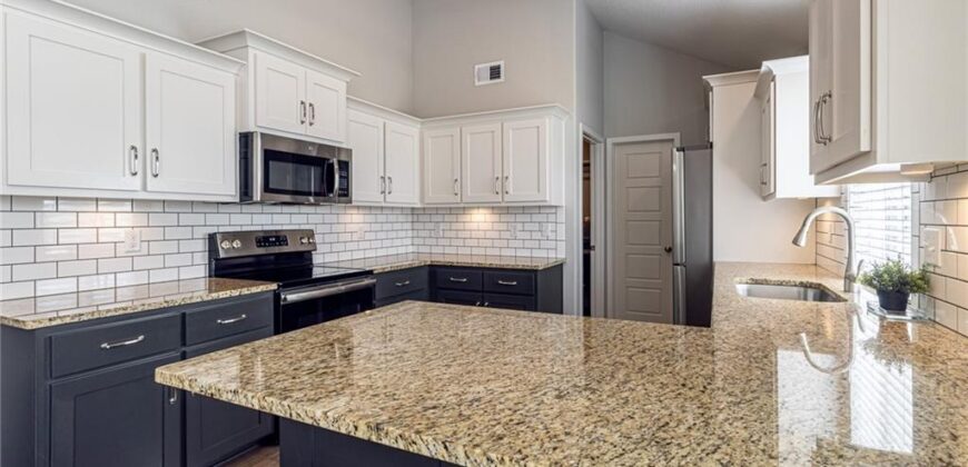 10524 N Randolph Avenue, Kansas City, MO 64157