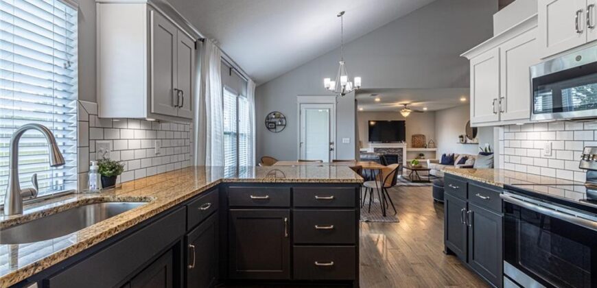 10524 N Randolph Avenue, Kansas City, MO 64157
