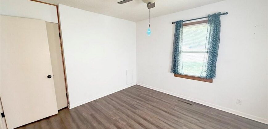 616 NE 67th Terrace, Gladstone, MO 64118