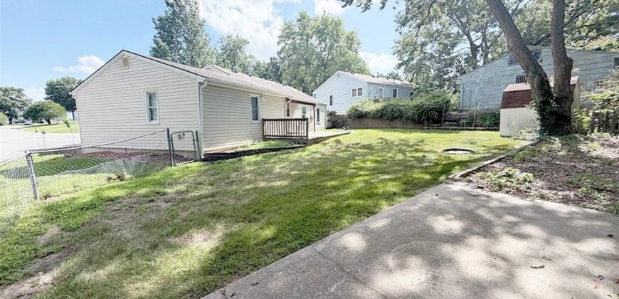 616 NE 67th Terrace, Gladstone, MO 64118