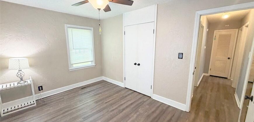 616 NE 67th Terrace, Gladstone, MO 64118