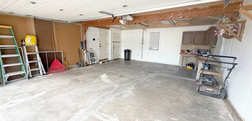 616 NE 67th Terrace, Gladstone, MO 64118
