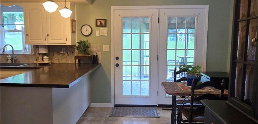 920 Tracy Avenue, Excelsior Springs, MO 64024