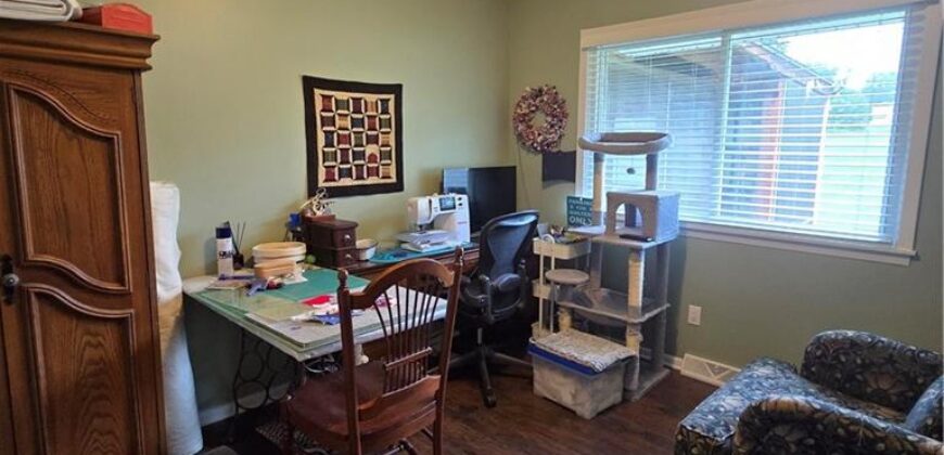 920 Tracy Avenue, Excelsior Springs, MO 64024
