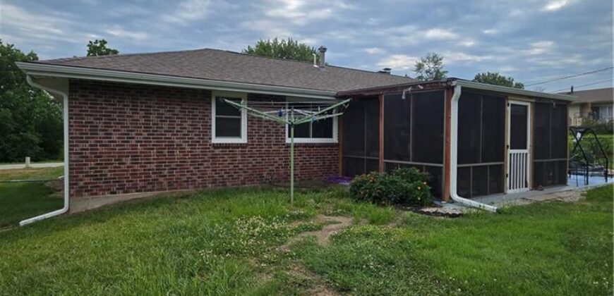 920 Tracy Avenue, Excelsior Springs, MO 64024