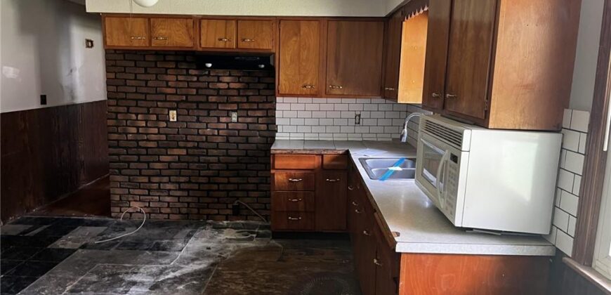 1204 Wornall Road, Excelsior Springs, MO 64024
