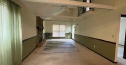 7010 N Askew Avenue, Gladstone, MO 64119