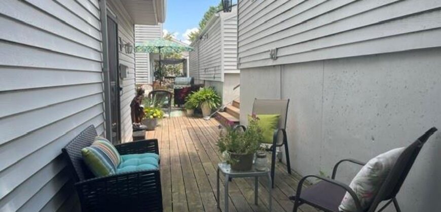 7010 N Askew Avenue, Gladstone, MO 64119