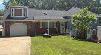 213 Briar Lane, Kansas City, MO 64119