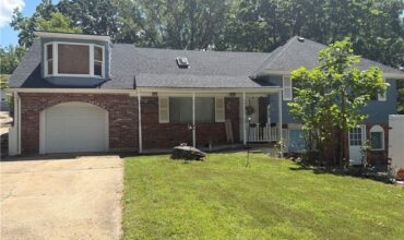 213 Briar Lane, Kansas City, MO 64119