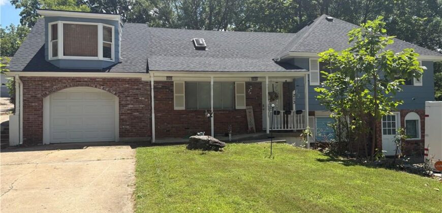 213 Briar Lane, Kansas City, MO 64119