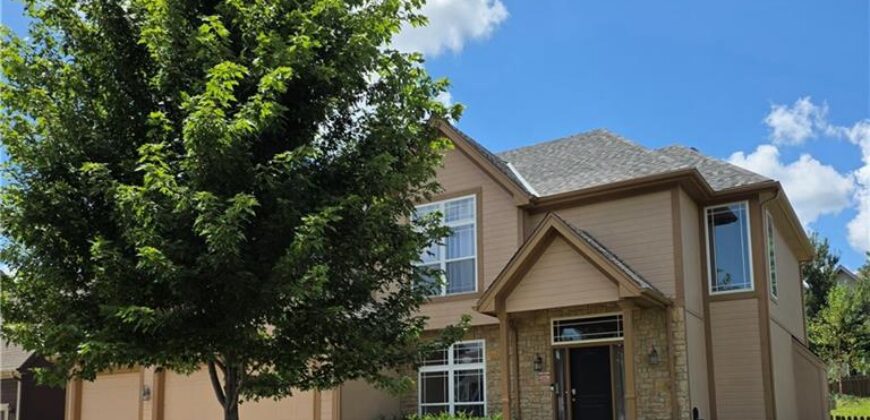 10760 N Laurel Avenue, Kansas City, MO 64157