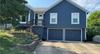 1011 NW 71st Court, Kansas City, MO 64118