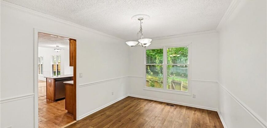 4823 NW 57th Court, Kansas City, MO 64151