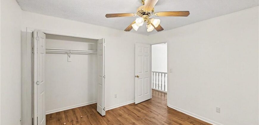 4823 NW 57th Court, Kansas City, MO 64151