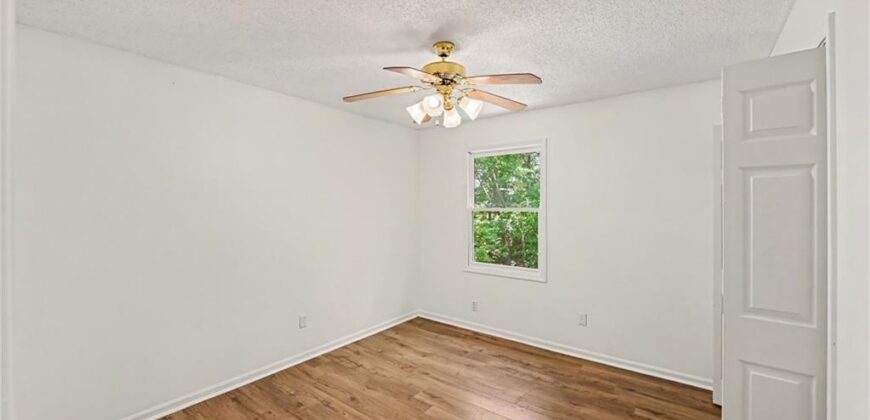 4823 NW 57th Court, Kansas City, MO 64151