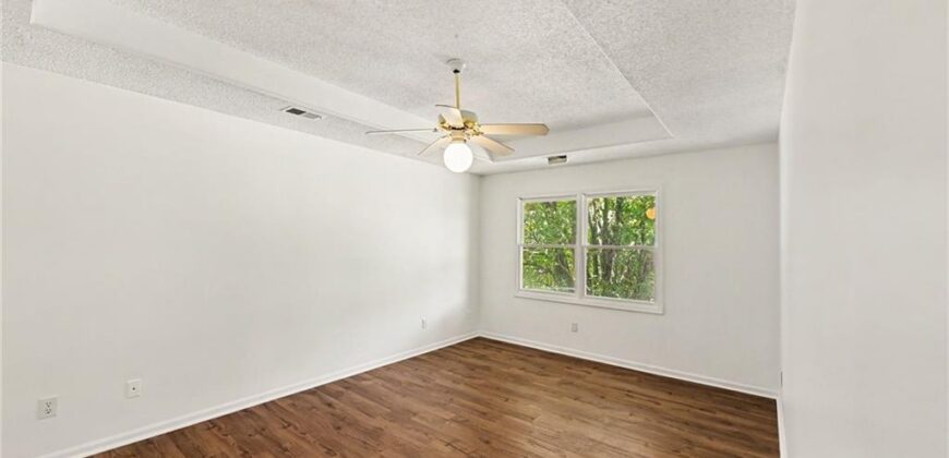 4823 NW 57th Court, Kansas City, MO 64151