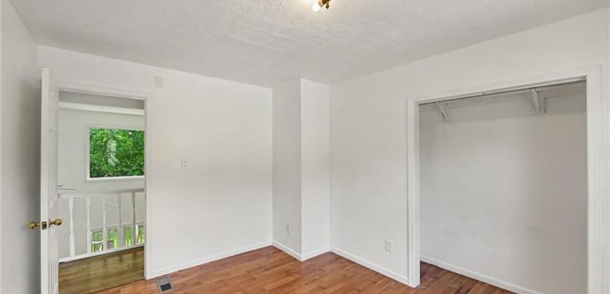4823 NW 57th Court, Kansas City, MO 64151