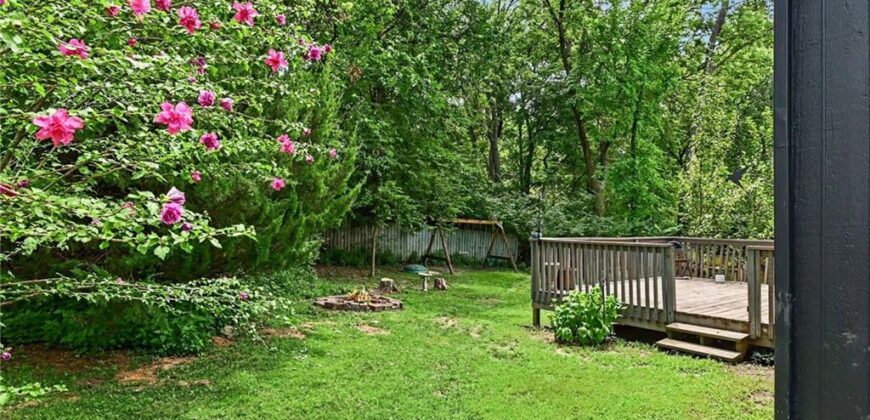 4823 NW 57th Court, Kansas City, MO 64151