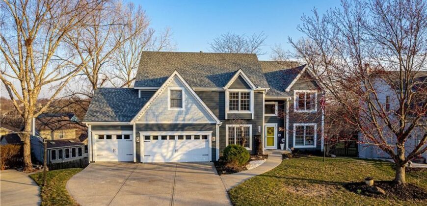 809 Cottonwood Place, Liberty, MO 64068