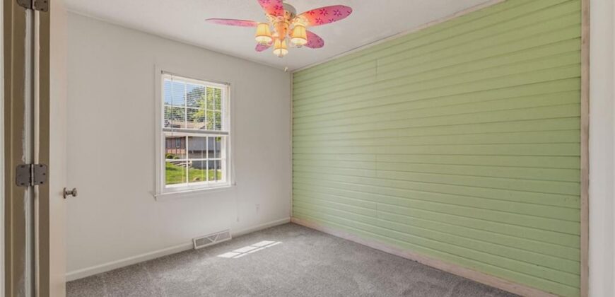 7617 N Stoddard Avenue, Kansas City, MO 64152