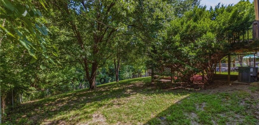 7617 N Stoddard Avenue, Kansas City, MO 64152