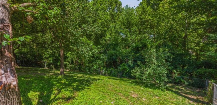 7617 N Stoddard Avenue, Kansas City, MO 64152