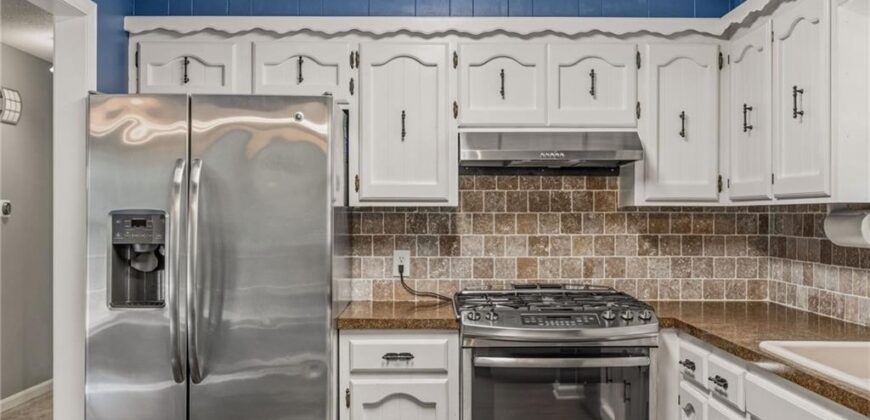 7617 N Stoddard Avenue, Kansas City, MO 64152
