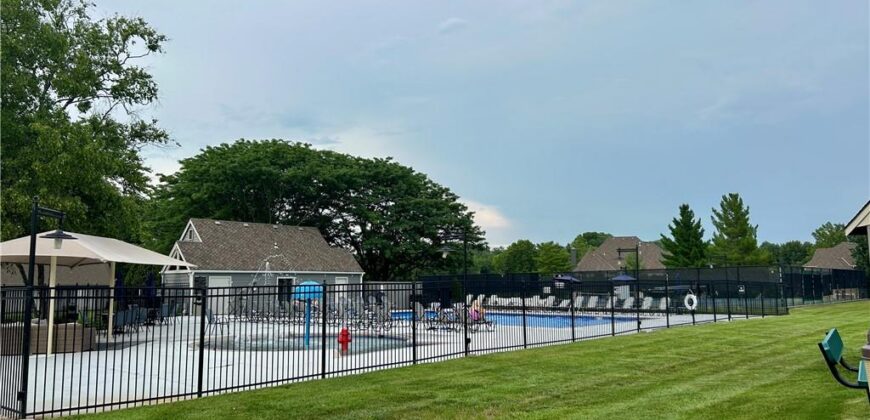 5404 Meadow Lake N/A, Parkville, MO 64152