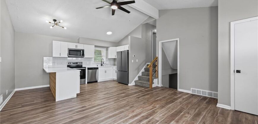 6208 NE Antioch Road, Gladstone, MO 64119