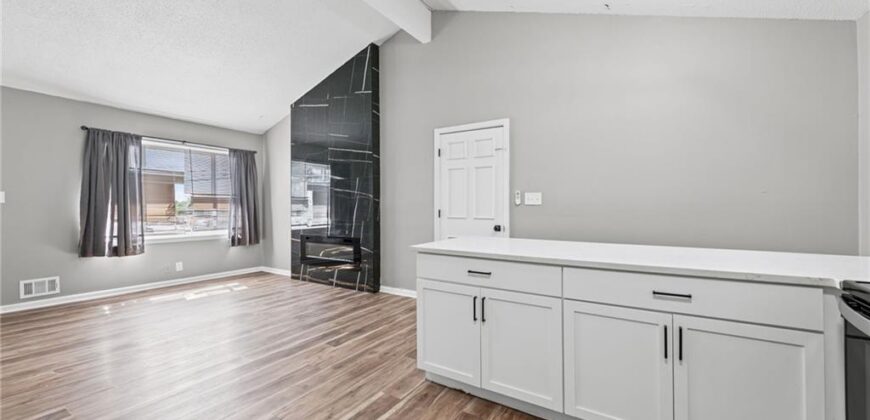 6208 NE Antioch Road, Gladstone, MO 64119