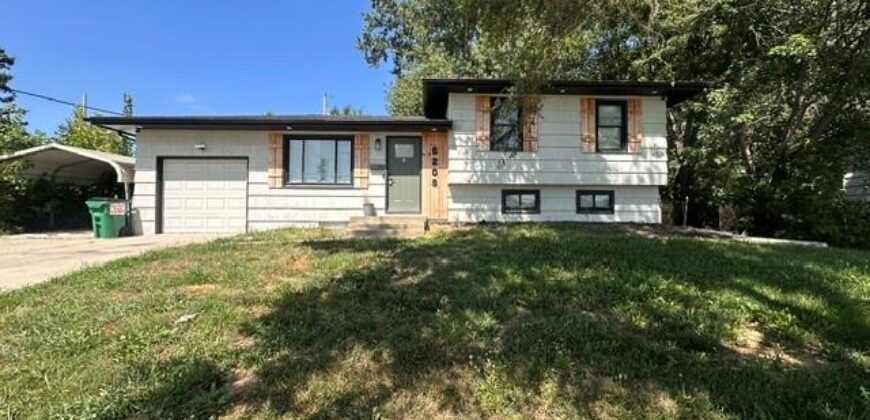 6208 NE Antioch Road, Gladstone, MO 64119