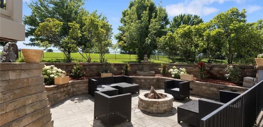 10313 N FISK Avenue, Kansas City, MO 64154