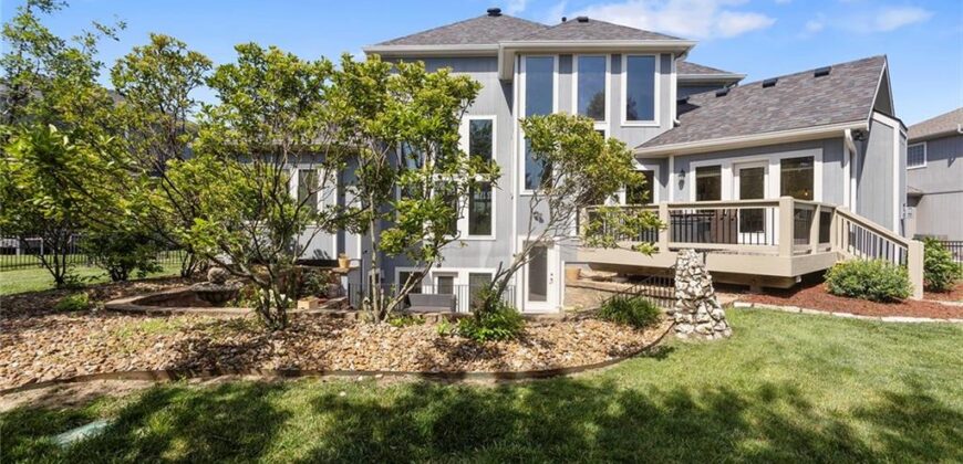 10313 N FISK Avenue, Kansas City, MO 64154