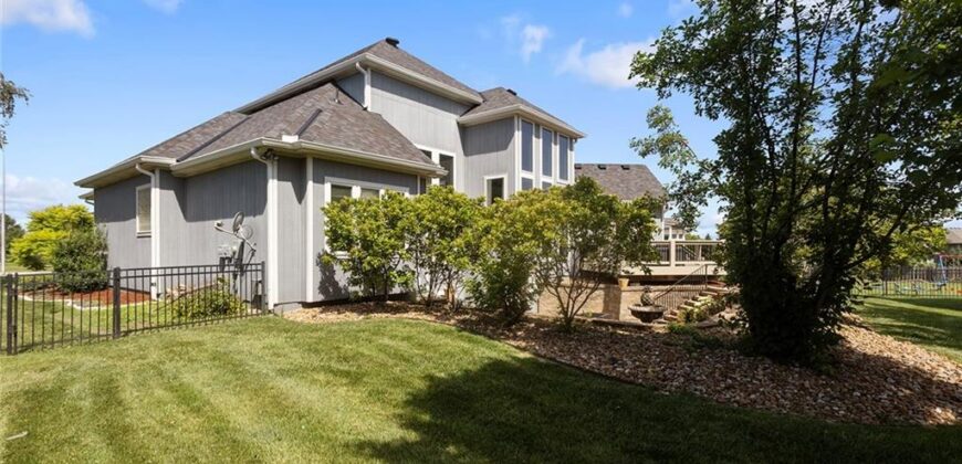 10313 N FISK Avenue, Kansas City, MO 64154