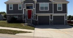 7831 N Walrond Avenue, Kansas City, MO 64119
