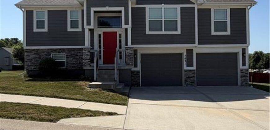 7831 N Walrond Avenue, Kansas City, MO 64119