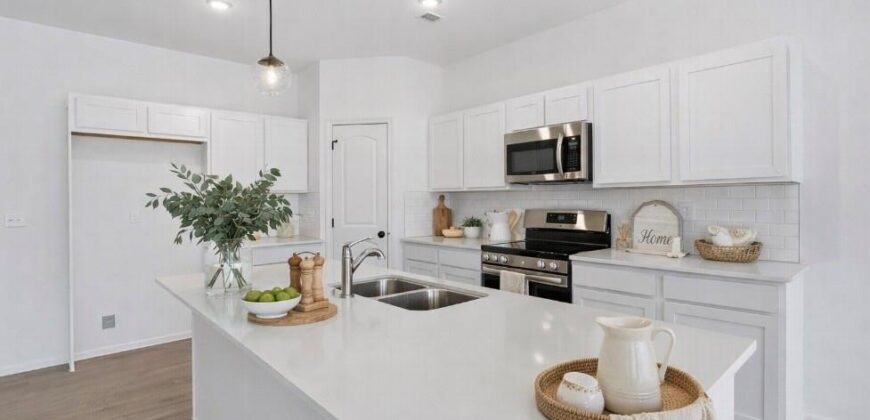 3048 NW 96th Terrace, Kansas City, MO 64154