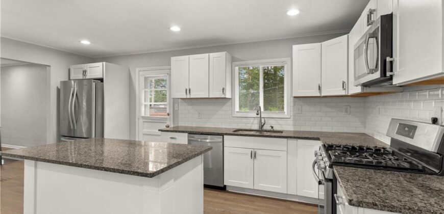 4157 N Cleveland Avenue, Kansas City, MO 64117