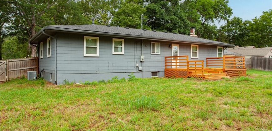 4157 N Cleveland Avenue, Kansas City, MO 64117