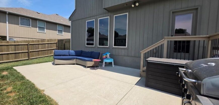 14606 Green Castle Street, Smithville, MO 64089