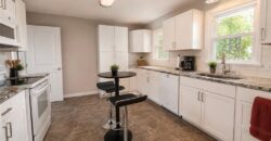 216 Moss Avenue, Liberty, MO 64068