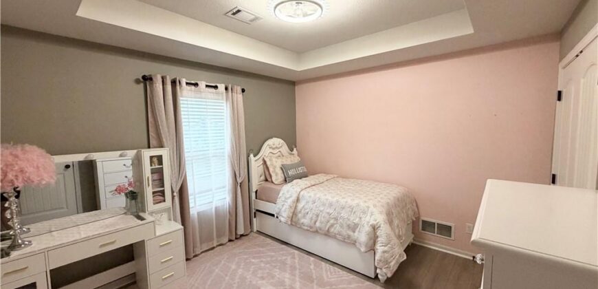 1406 NE 107th Terrace, Kansas City, MO 64155