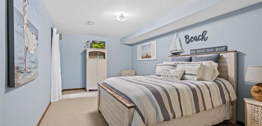 1402 Colony Drive, Kearney, MO 64060