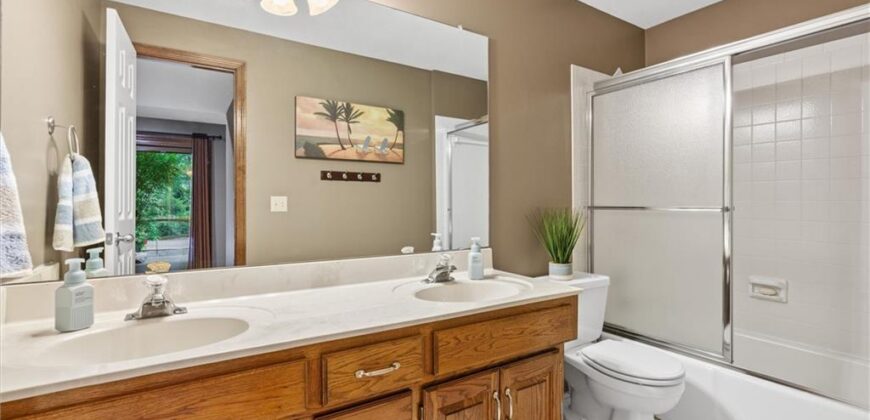 1402 Colony Drive, Kearney, MO 64060